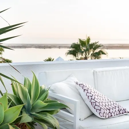 Lightbooking Fabrica Algarve Apartment